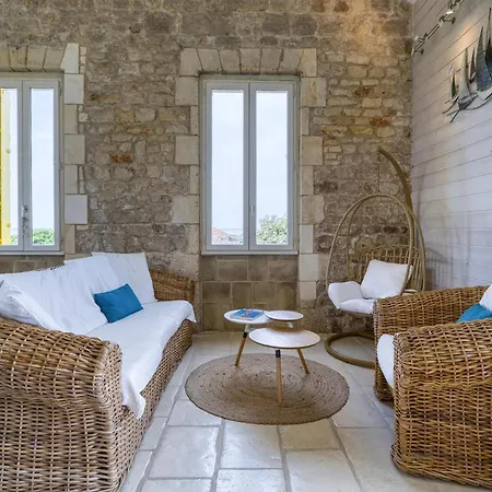 Prázdninový dům Lovely In Port-des-barques *