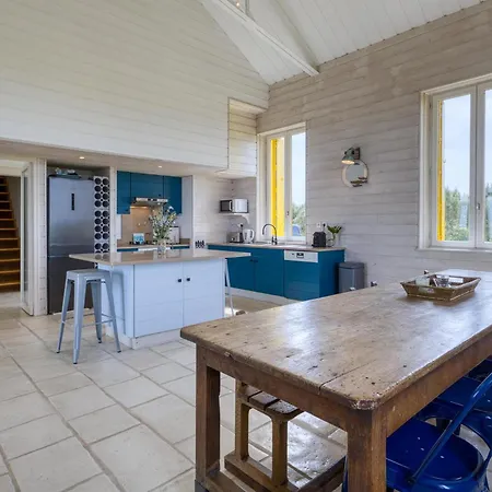 Prázdninový dům Lovely In Port-des-barques