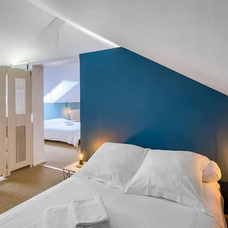 Lovely In Port-des-barques * Le Port-des-Barques