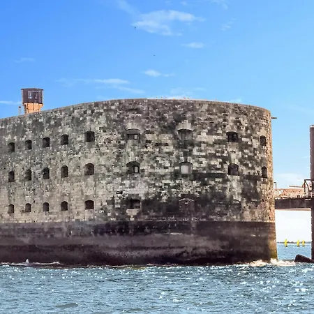 Prázdninový dům Lovely In Port-des-barques